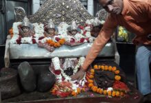Photo of चैत्र नवरात्र के पहले दिन तपेश्वरी मंदिर में उमड़ा भक्तों का सैलाब, गूंजे जयकारें