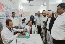 Photo of गाजीपुर : न्यायाधीशों व अधिवक्ताओं का किया गया स्वास्थ्य परीक्षण 