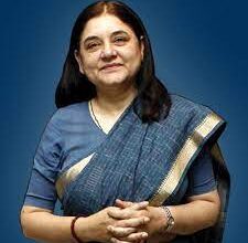Maneka did the Kalash Yatra