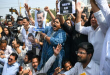 Photo of Delhi -केजरीवाल की गिरफ्तारी पर दंगल, सडक़ों पर आप-बीजेपी के कार्यकर्ता, एक-दूसरे के खिलाफ प्रदर्शन