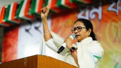 Photo of West Bengal -INDIA को झटका, एकला चली TMC , ममता ने बंगाल की सभी 42 सीटों पर उतार दिए अपने उम्मीदवार