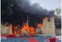 Photo of Hazaribagh Latest News: हजारीबाग के होटल में शादी समारोह के बाद लगी भीषण आग, स्कूली छात्र बाल-बाल बचे, करोड़ों का नुकसान
