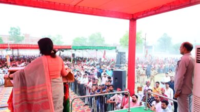 Photo of Mohanlalganj: Dimple Yadav की रैली में उमड़ा जन सैलाब, युवाओं ने किया तालियों से स्वागत