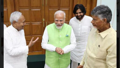 Photo of Narendra Modi at NDA meeting: NDA बैठक में नीतीश कुमार की नरेंद्र मोदी को दो शब्दों की सलाह: ‘जल्दी कीजिए’