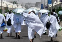 Photo of Saudi’s Mecca Death News: भीषण गर्मी के कारण सऊदी के मक्का में हज यात्रियों का हुआ बेहाल, 500 से अधिक लोगों की हुई मौत
