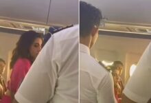 Photo of Viral Video: बॉलीवुड अभिनेत्री सारा अली खान का वीडियो वायरल, एयर होस्टेस ने एक्ट्रेस की ड्रेस पर गिराया जूस