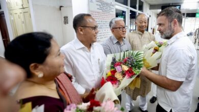 Photo of Assam News: राहुल गांधी करीब 25 मिनट तक शिविर में रहे, लोगों से की बातचीत