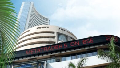 Photo of Share Market: Sensex और Nifty रिकवरी करते हुए आए नजर, शेयर बाजार ने लगातार दूसरे दिन कमजोरी के साथ की शुरुआत