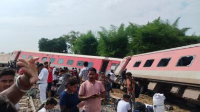Photo of UP Accident News: यूपी में चंडीगढ़-डिब्रूगढ़ एक्सप्रेस पटरी से उतरी, कम से कम 2 लोगों की मौत, दर्जनों घायल