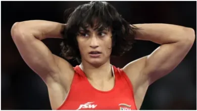 Vinesh Phogat Disqualified: Vinesh Phogat disqualified after weight measurement, will miss Paris Olympics medal