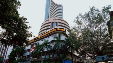 Photo of Share Market: Sensex 542 अंकों की गिरावट, लुढ़का, Nifty में भी 169 अंकों से लुढ़का