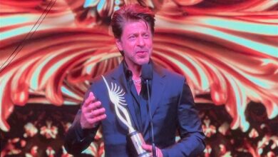 Photo of IIFA Award Ceremony: IIFA समारोह में शाहरुख खान को याद आया अपना मुश्किल दौर