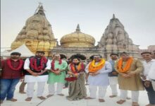 Photo of Varanasi: केंद्रीय मंत्री धर्मेन्द्र प्रधान ने श्री काशी विश्वनाथ और बाबा काल भैरव के दरबार में लगाई हाजिरी