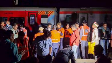 Photo of Pushpak express train accident: जलगांव रेल दुर्घटना में चार नेपाली सहित 13 लोगों की मौत