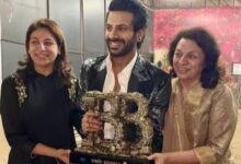 Photo of Bigg Boss winner: बिग बॉस 18 के विजेता बने करणवीर मेहरा, ट्रॉफी के साथ तस्वीर की साझा