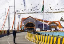 Photo of Srinagar: प्रधानमंत्री मोदी जम्मू-कश्मीर के गांदरबल में जेड-मोड़ सुरंग का उद्घाटन करने के लिए पहुंचे श्रीनगर