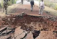 Photo of Chhattisgarh: माओवादियों द्वारा सुरक्षा वाहन को उड़ाए जाने से 9 लोगों की मौत