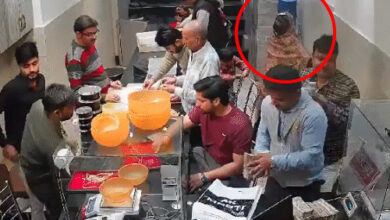 Photo of Lucknow News: एक दुकान से बुर्काधारी महिला ने 55 लाख रुपये के चुराए जेवरात, सीसीटीवी फुटेज में आया सामने