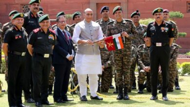 Raksha Mantri flags: Defense Minister flagged off expeditions to Mount Everest and Mount Kanchenjunga