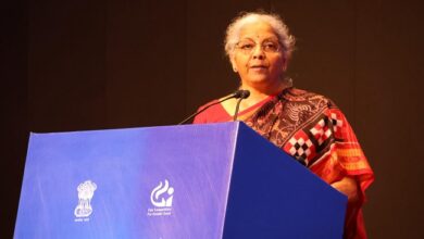 Balance of Regulations: Finance Minister emphasizes the need for balance between regulation and freedom