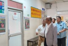 Kanpur News: 64 medical staff missing from Kanshiram Trauma Center, District Magistrate stops salary