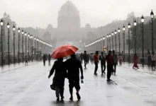 Delhi Weather: Bad weather in Delhi has a big impact on air travel: three flights diverted, more than 200 delayed