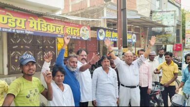 Ghosi News: Ghosi Sangharsh Samiti Ghosi celebrated Labor Day with the workers