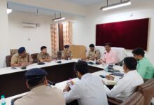 UP News: All departments should be in alert mode, spread awareness among people- District Officer