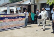 Chandauli News: The District Judge flagged off the promotional vehicle for the National Lok Adalat to be held on May 10