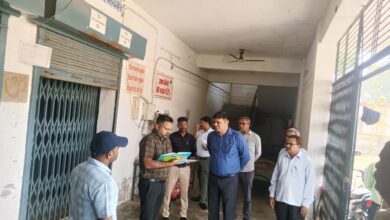 Kushinagar: District Election Officer inspected the EVM warehouse