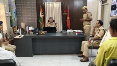 Chandauli News: Resolving public problems qualitatively is the priority of Chandauli police- Superintendent of Police