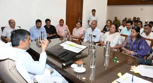 Kaushambhi: Panchayat assistant beaten up in Panchayat Bhawan, opposing corruption proved costly for the Panchayat assistant