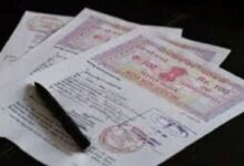 Kushinagar: License of two vendors cancelled for selling stamps at higher price