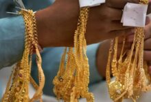 Gold Silver Rate: Gold price falls for the third consecutive day, silver rises slightly