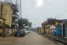 Kaushambhi news: Due to heavy rains, life in Kaushambi is disrupted, streets filled with water, traffic disrupted
