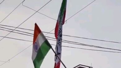 Kaushambhi news: Who is insulting the national flag hoisted in temples, mosques and houses?
