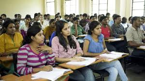 Kaushambi news: Illegal recovery by coaching centers in Kaushambi, questions raised on education department