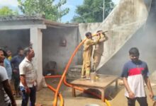 Behraich news: A heartbreaking incident in Bahraich, after the murder of two teenagers, a farmer committed suicide with his family, killing six people.