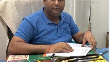Mau news: People should take special care of their health in the changing weather - Dr. Manoj Yadav
