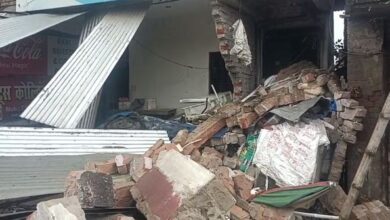 Road accident in Pratapgarh: Uncontrolled car wreaks havoc, shopkeeper injured after ramming into sweet shop