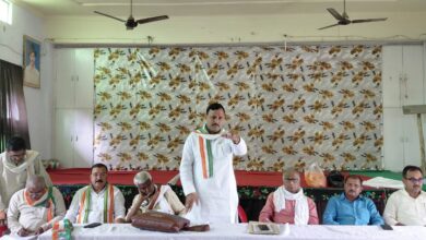 Mau news: Monthly meeting of District City Congress Committee and all frontal organizations concluded, 'Vote Chor Gaddi Chhodo' campaign launched