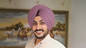 Ajveer Jawanda passes away: After a 12-day battle, the Punjabi music industry loses a shining star.