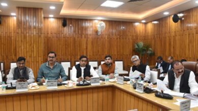Pratapgarh news: MLA Dr. R.K. Verma plays an important role in the meeting of the Public Accounts Committee