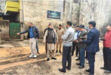 सुरेश कुमार खन्ना, डायमंड डेरी कॉलोनी लखनऊ, प्रभारी मंत्री निरीक्षण, लखनऊ सफाई व्यवस्था, नगर निगम लखनऊ, अवैध कब्जा हटाया, ओपन जिम लखनऊ, Lucknow civic news