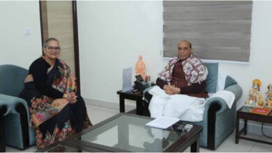 Lucknow Development News, Sushma Kharkwal Mayor, Rajnath Singh Lucknow MP, Lucknow Mayor Meets Rajnath Singh, Lucknow Civic Development, Lucknow Infrastructure Projects, Lucknow Latest News