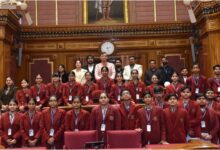 यूपी विधानसभा भ्रमण, सतीश महाना, मदर टेरेसा हायर सेकेंडरी स्कूल कानपुर, छात्र शैक्षिक भ्रमण, उत्तर प्रदेश विधानसभा अध्यक्ष, शिक्षा समाचार यूपी