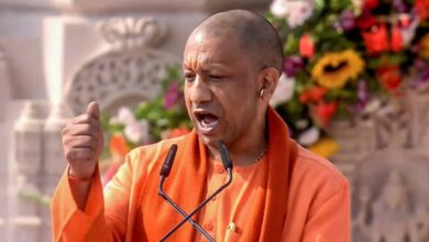 Yamuna Expressway Apparel Park, Yogi Government Industrial Policy, Uttar Pradesh Textile Hub, Apparel Park Greater Noida, UP Investment News, Textile Export Uttar Pradesh, Employment Generation UP