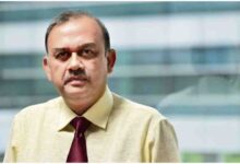 Atanu Chakraborty resignation, HDFC Bank chairman resignation, Who is Atanu Chakraborty, RBI interim chairman Keki Mistry, HDFC Bank news today, Dalal Street news, former IAS Atanu Chakraborty, Indian banking news Hindi, financial market news India, HDFC Bank latest update