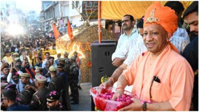 सीएम योगी होली गोरखपुर, CM Yogi Adityanath, Latest News, Hindi Samachar, Latest Hindi News, Breaking Samachar, Live News in Hindi