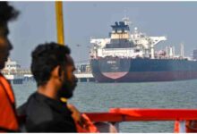 Shenlong oil tanker, Strait of Hormuz shipping crisis, होर्मुज़ जलडमरूमध्य तेल आपूर्ति, India crude oil tanker news, GPS spoofing maritime navigation, Middle East shipping conflict, oil tanker route to India, Mumbai Jawahar Dweep Terminal, global oil supply crisis